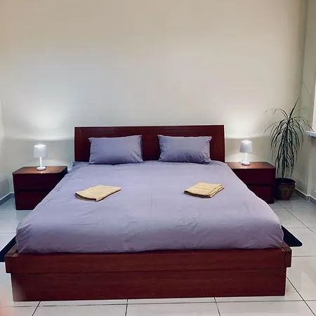 Hostel Academ House