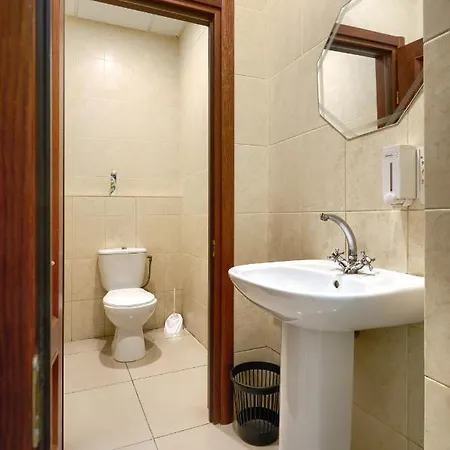 Academ House *